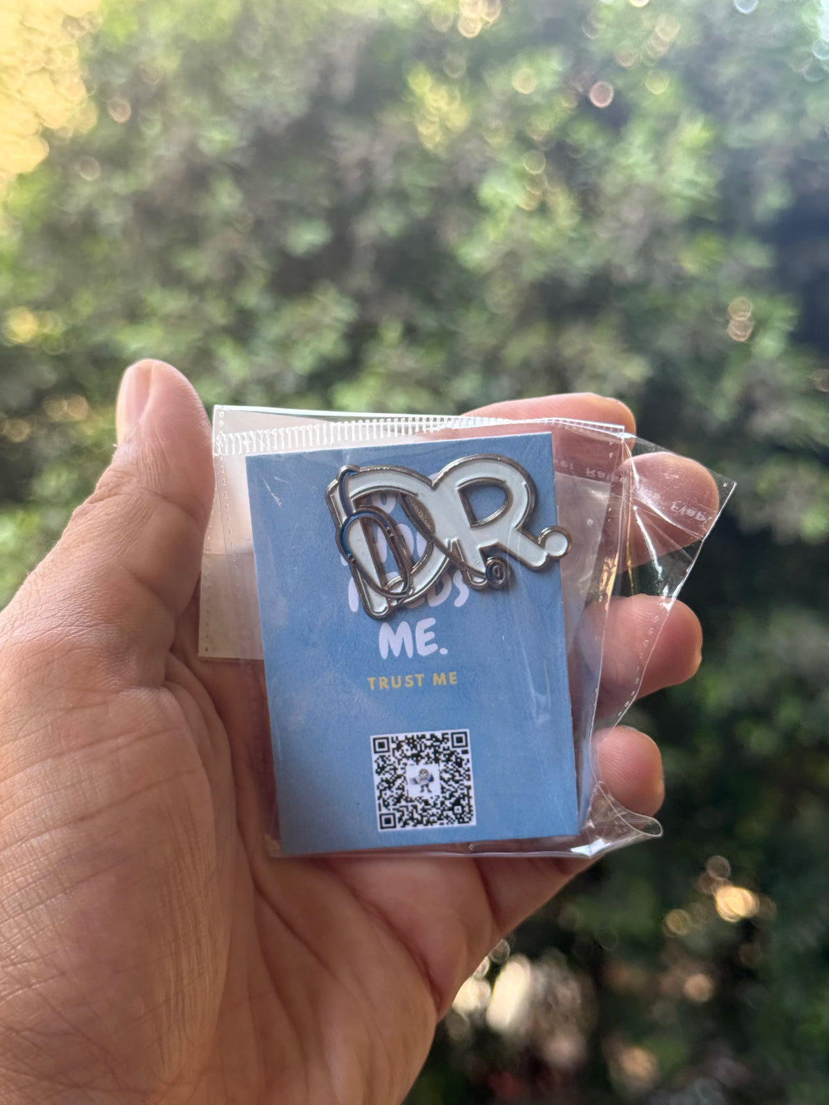 DR V12 Metallic sticker