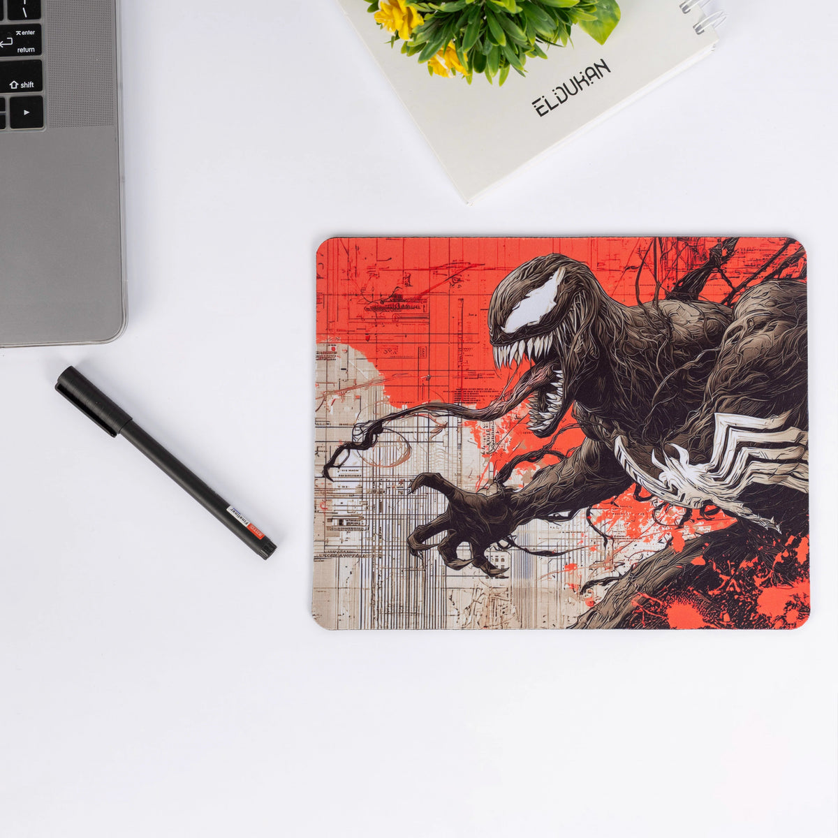 Venom mouse pad