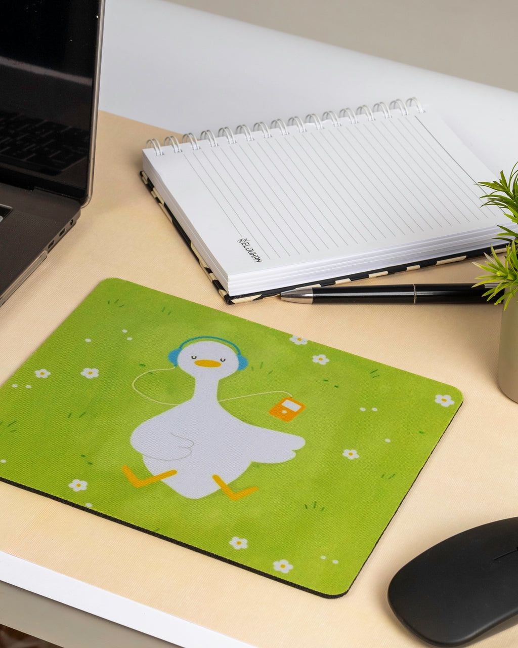 white duck mouse pad