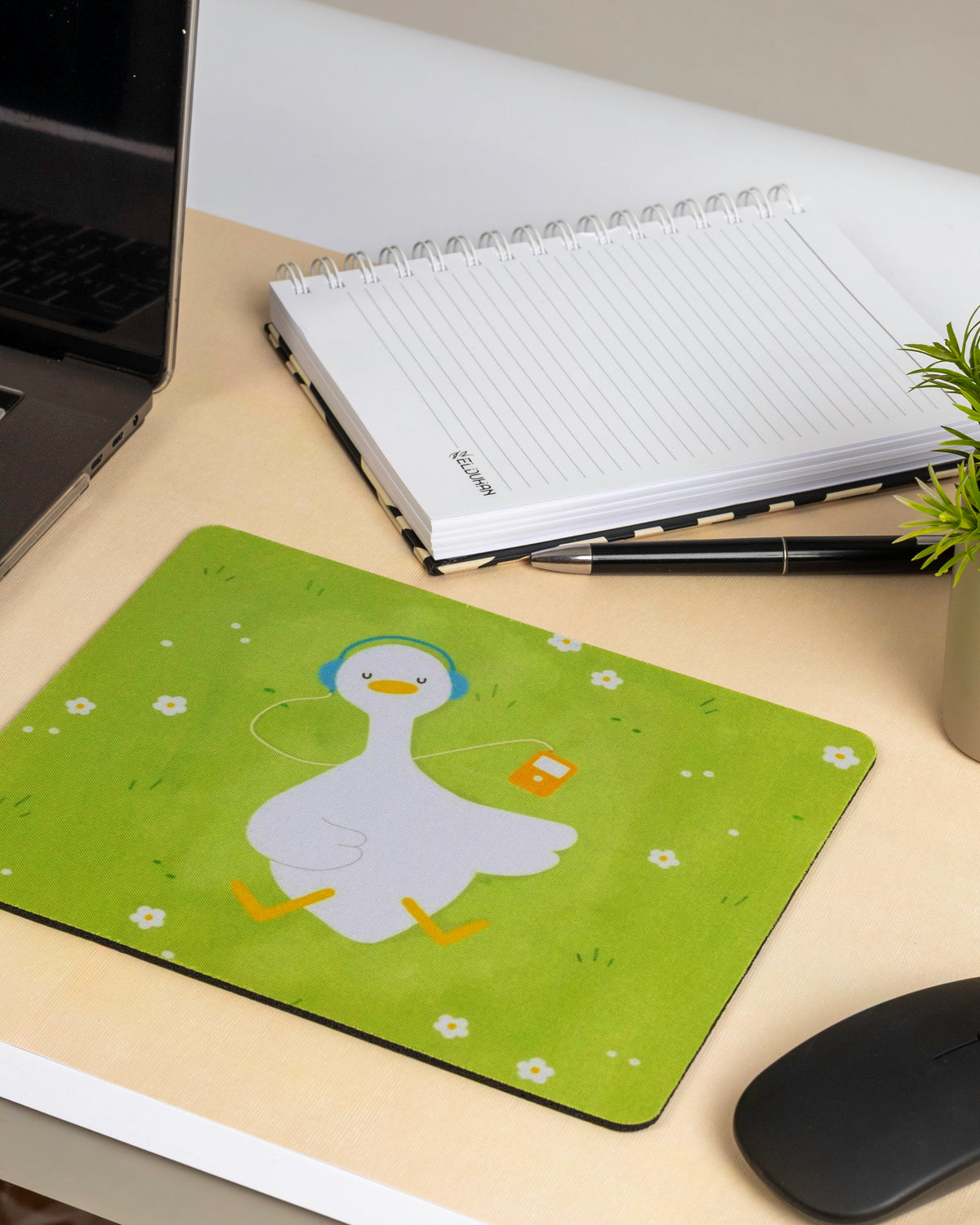 white duck mouse pad