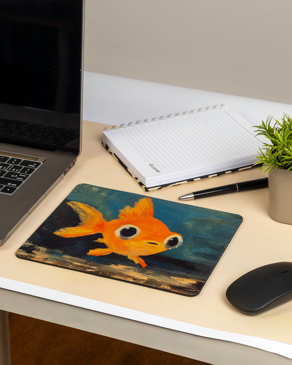golden fish mouse pad