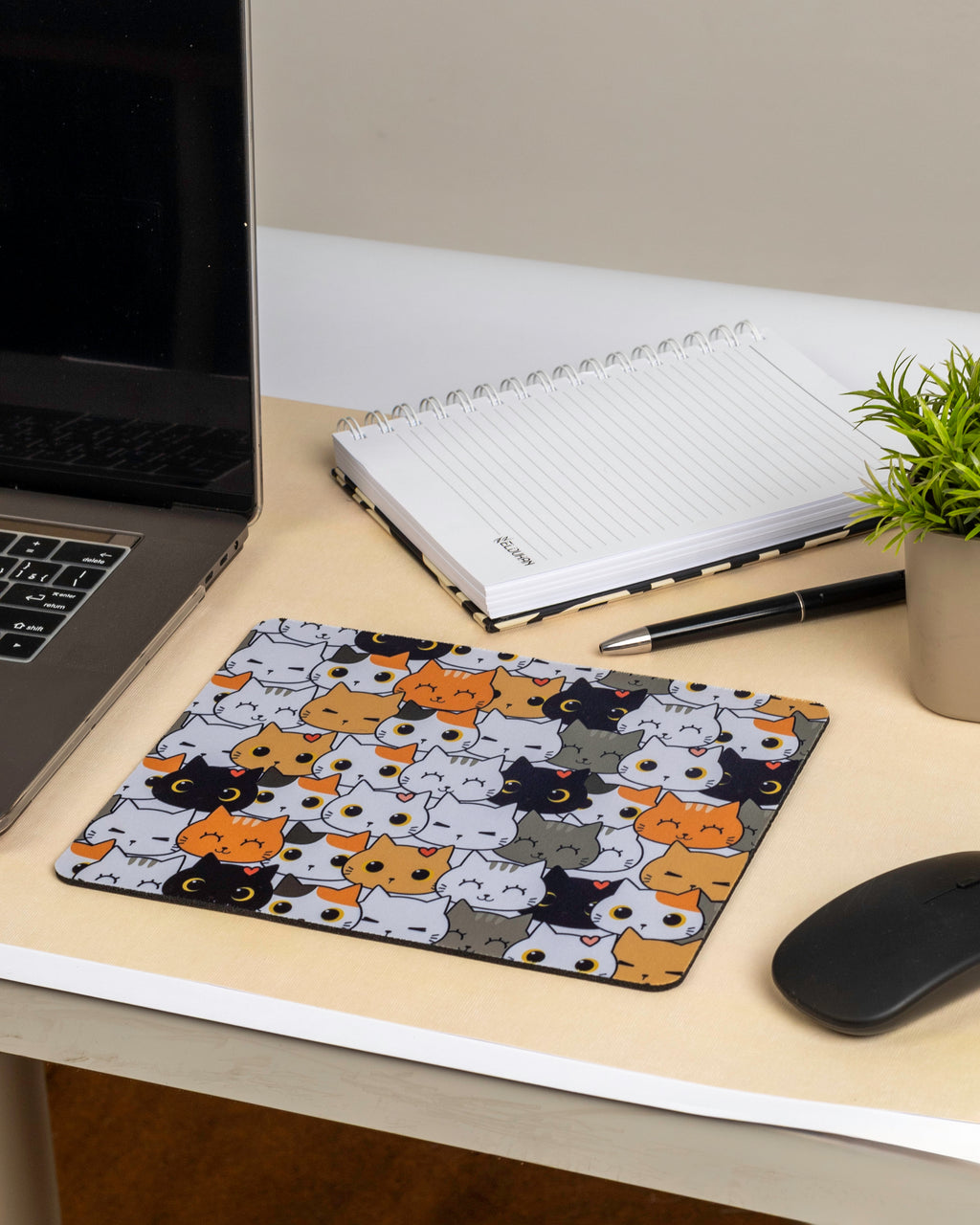 a lot of cats mouse pad