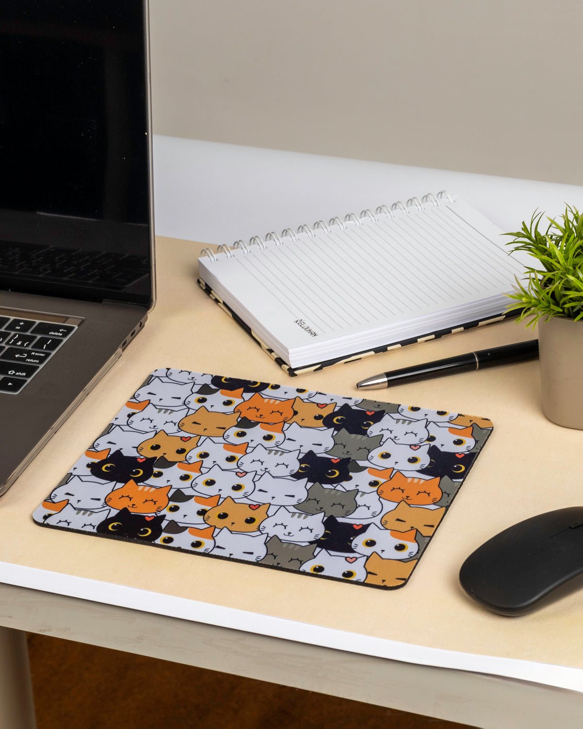 a lot of cats mouse pad
